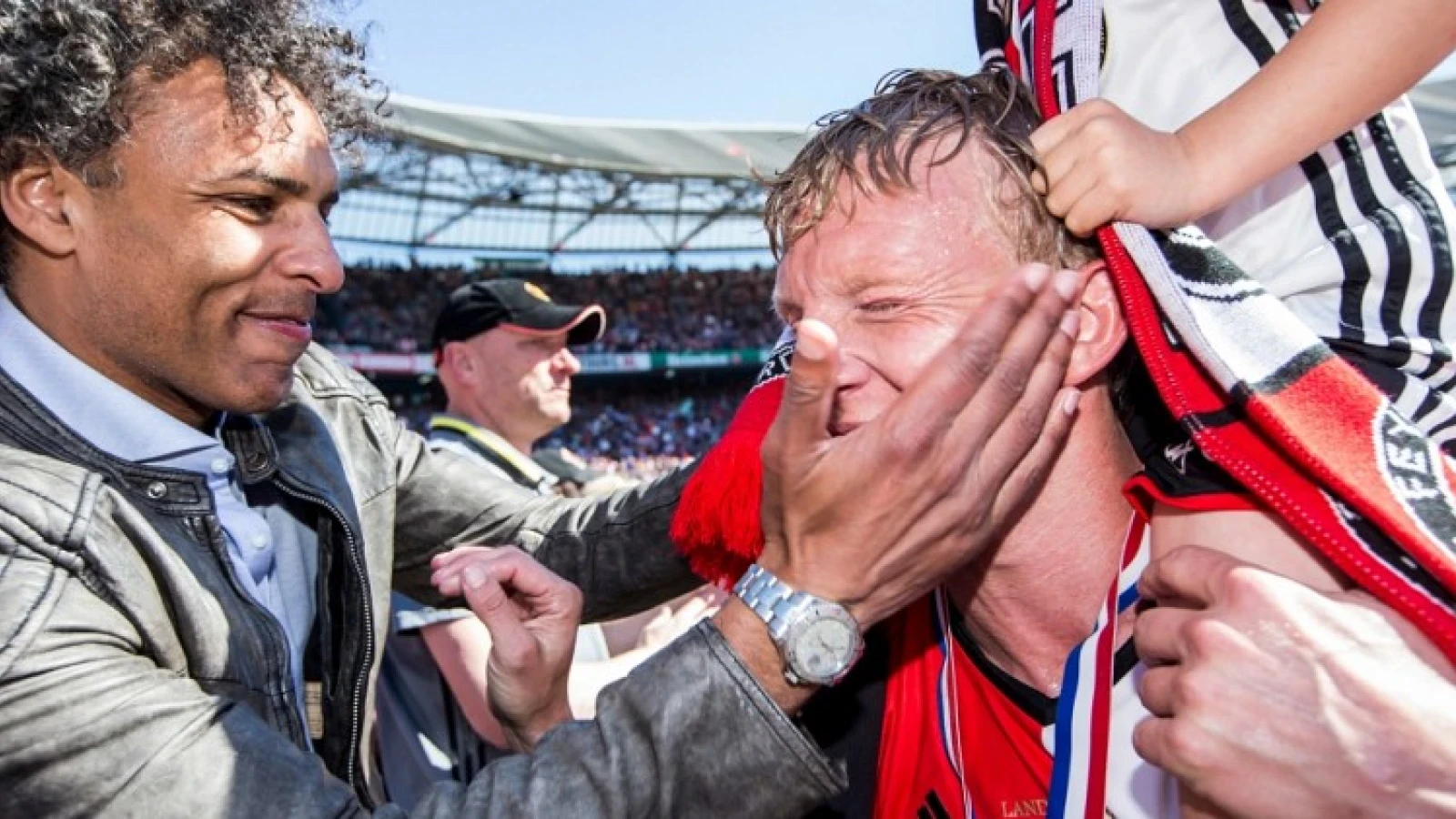 Kuyt ziet Feyenoord ploeteren: 'Ik denk dat ik word gemist'