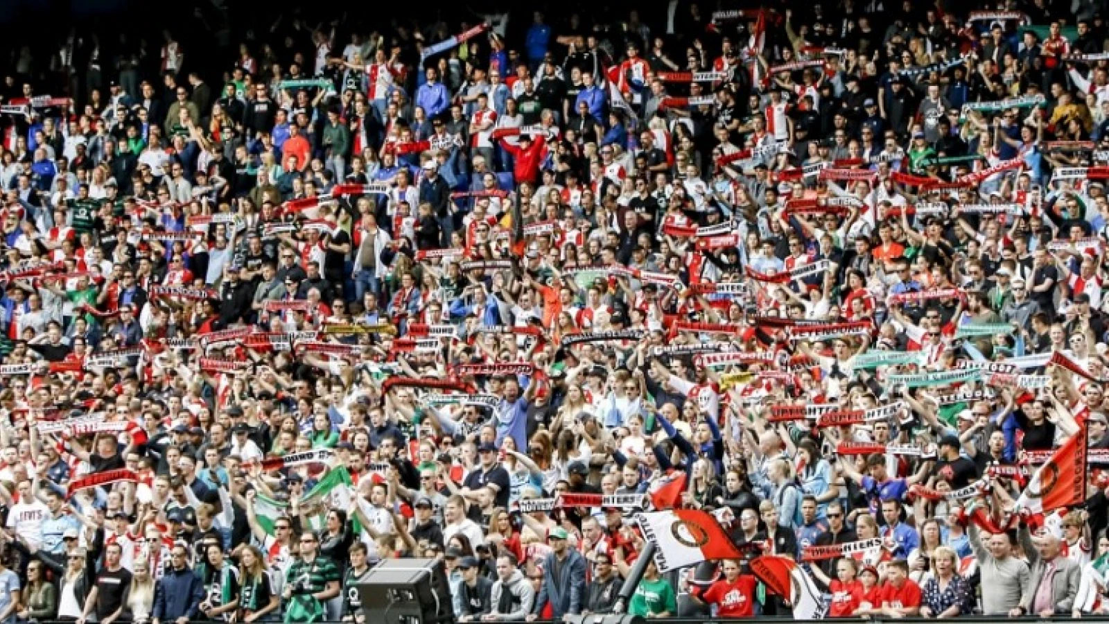 Kinderen gewond tijdens huldiging Feyenoord
