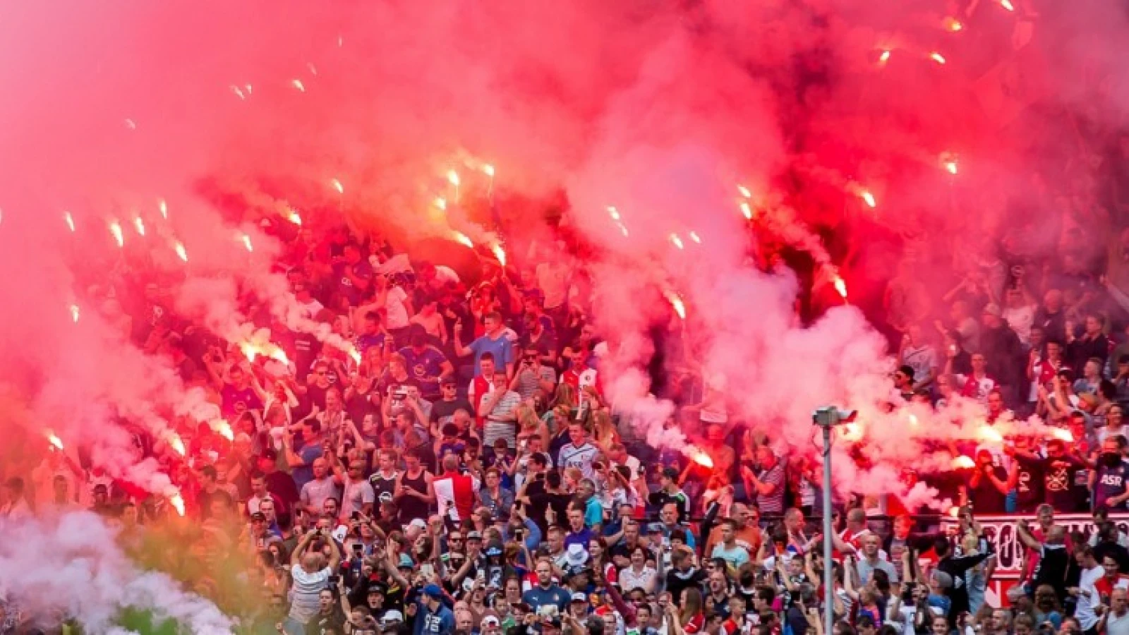 'Feyenoorddirectie verwacht knallende zomer, WK als aanjager'