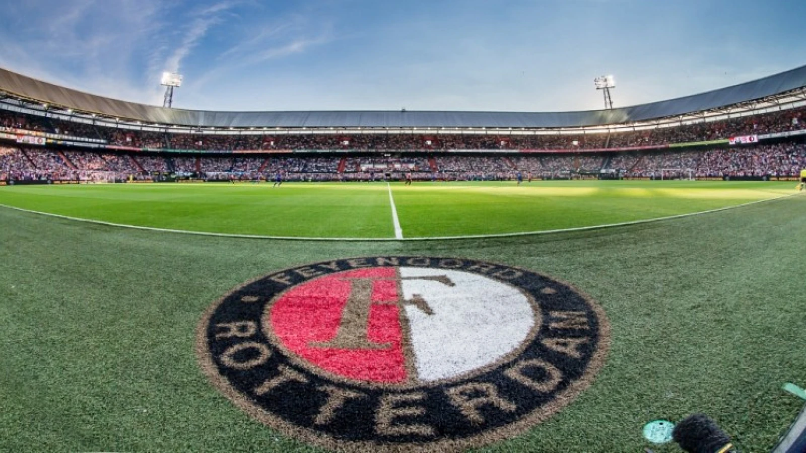 'Feyenoord toont interesse in Zwitserse middenvelder'