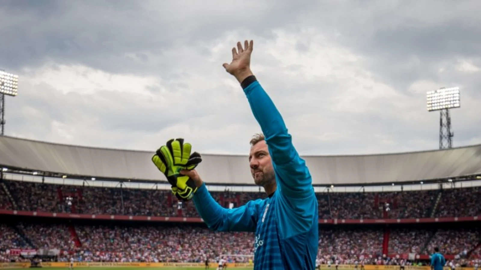 Dudek en ex-Liverpoolspeler genieten van Kuip: 'Het is zo'n schitterend stadion'