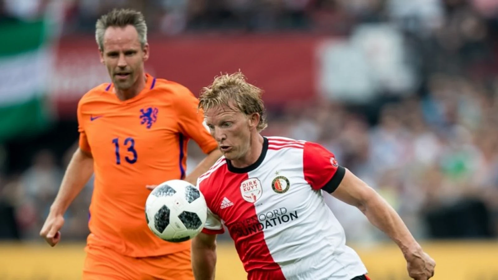 Ooijer haalt uit naar Feyenoordsupporters: 'Kennelijk kan dat allemaal'