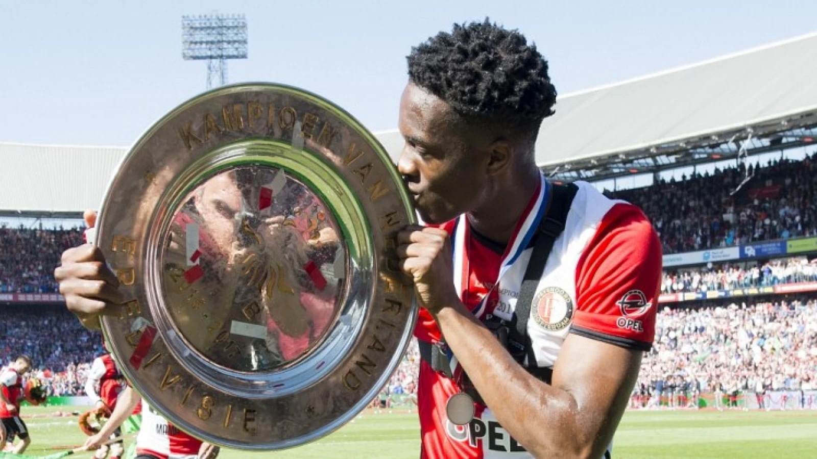 UPDATE | 'Feyenoord ontvangt flink bedrag door transfer Terence Kongolo'