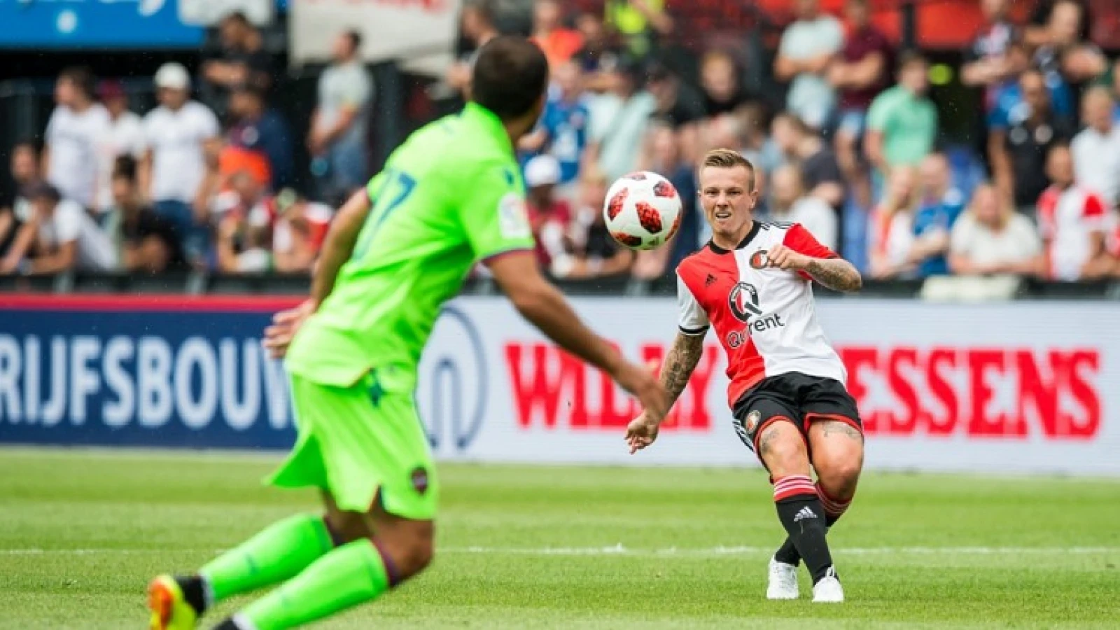 OPSTELLING | Feyenoord begint met Clasie in de basis