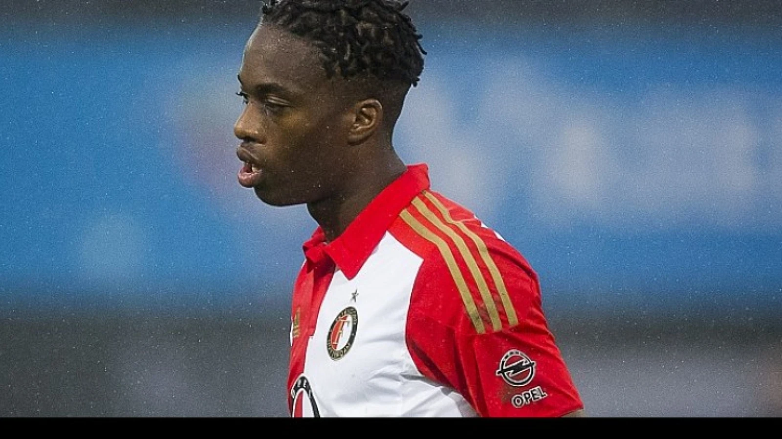Kongolo is kritiek op Van Bronckhorst zat: 'Daarvoor ben je toch prof bij Feyenoord geworden?'