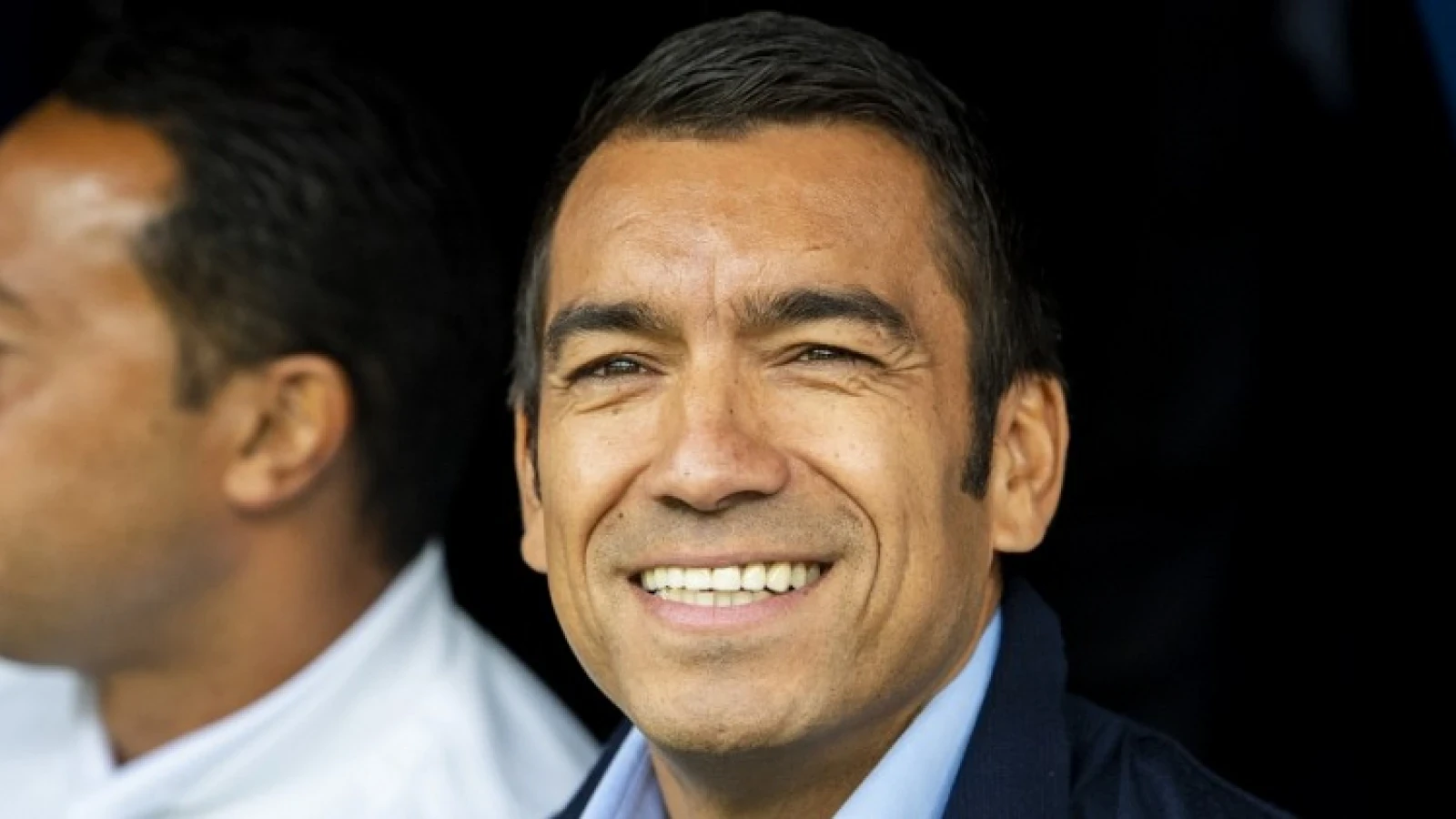 Van Bronckhorst tevreden: 'In de tweede helft ging het een stuk beter'