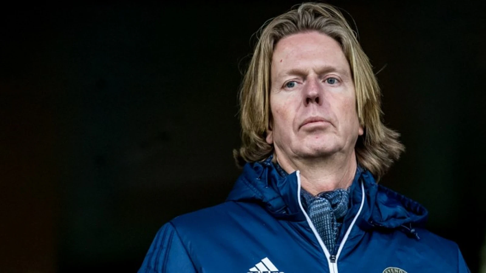 Kritiek op De Jong: 'Dat hij garandeert dat Feyenoord tot 2023 op z'n minst Europa League speelt, dát zou stoer zijn'