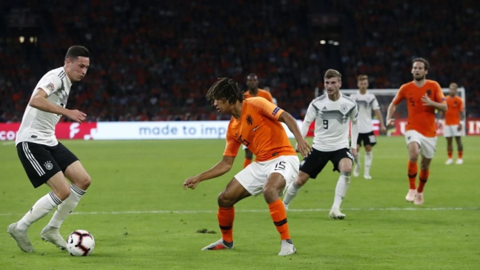 Degelijk Oranje speelt gelijk in Derby der Lage Landen