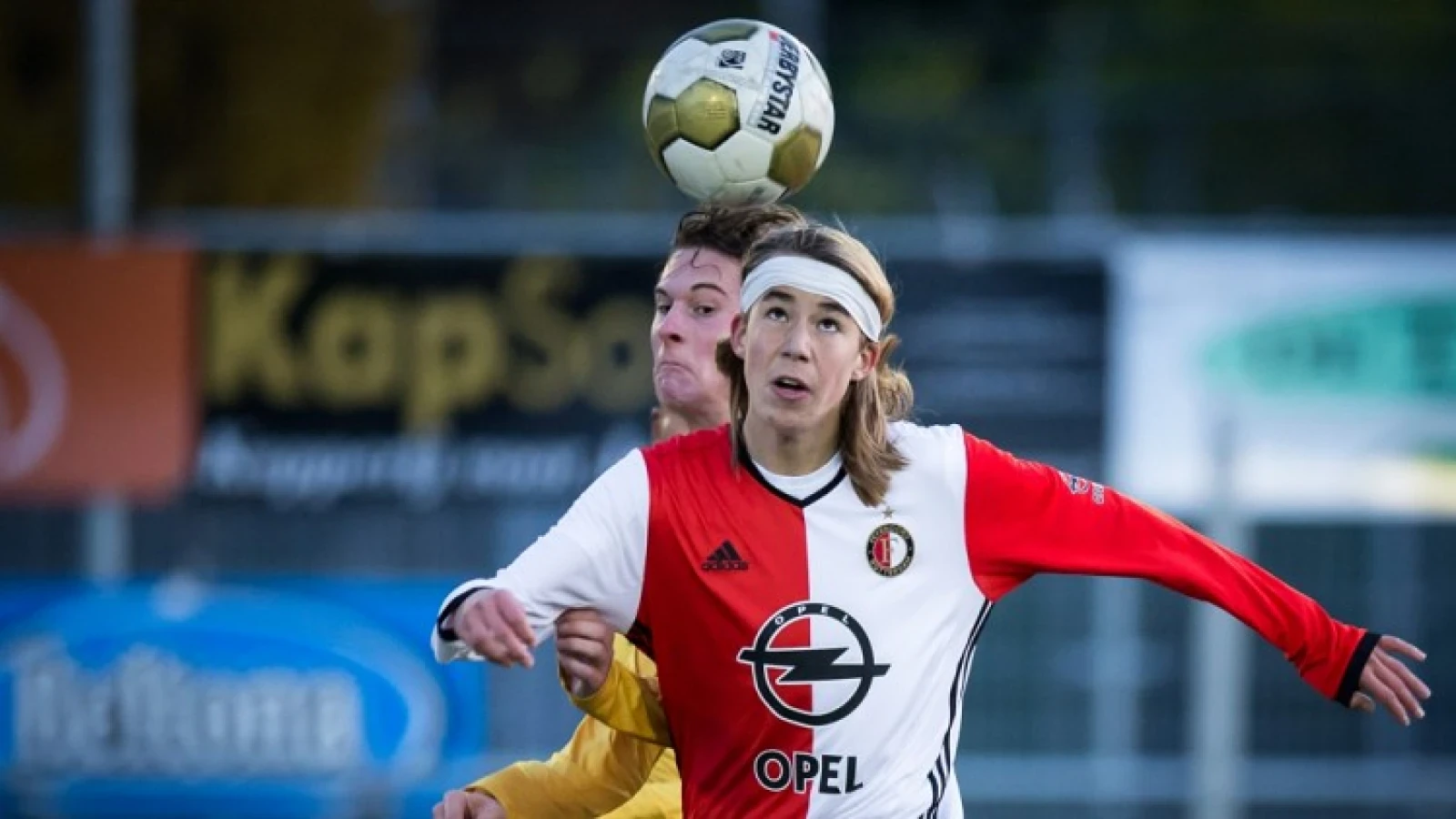 Jong Feyenoord verliest oefenduel van amateurs