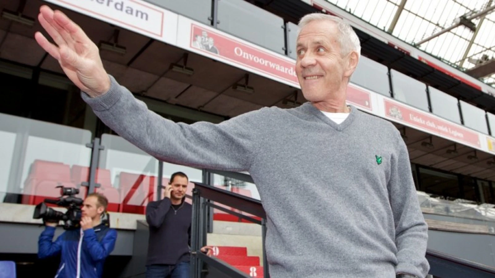 Oud-Feyenoorder krijgt fotoboek over succesvolle periode bij Feyenoord