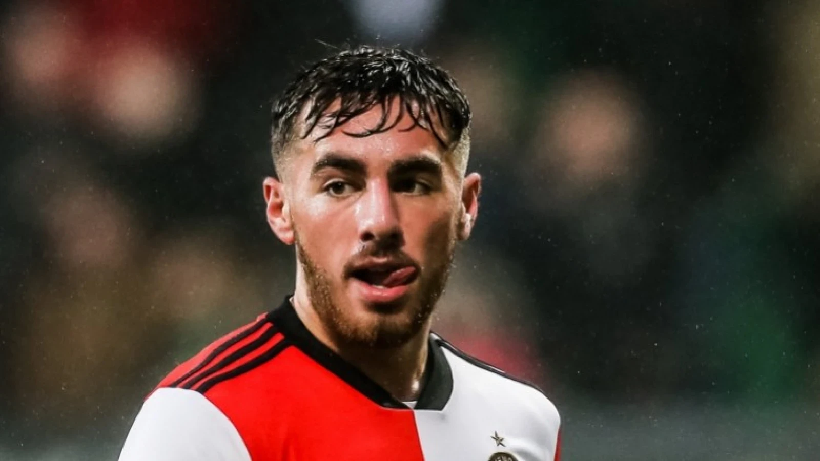 'Feyenoordvedette blijft chauffeur Kökcü, ondanks dat jongeling rijbewijs heeft'