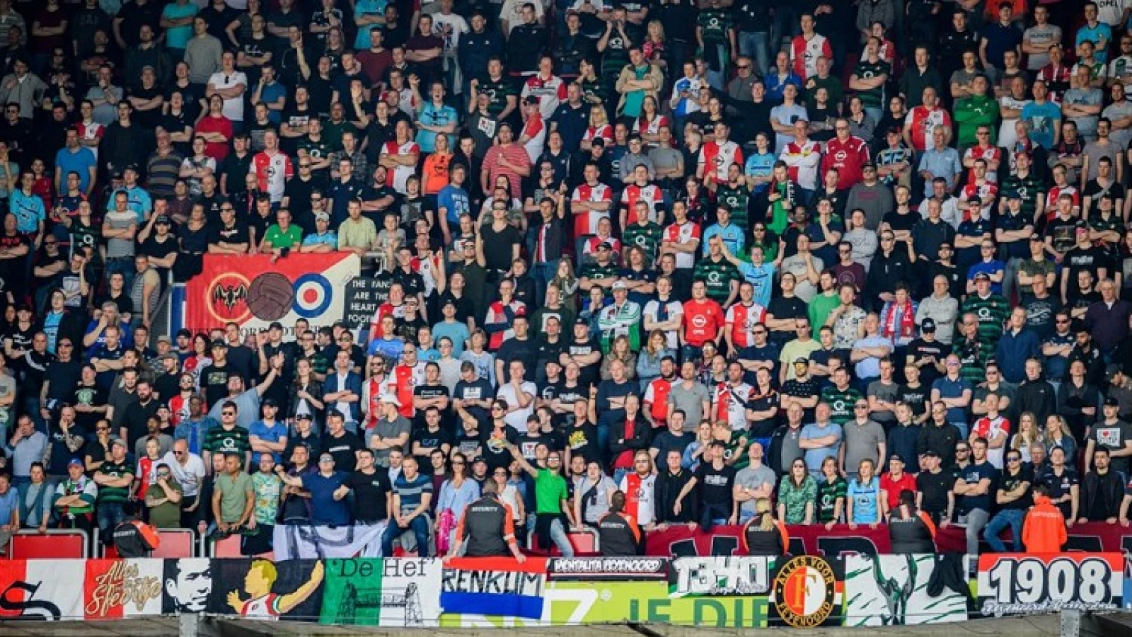 Feyenoord moet eerste plek delen met Ajax en PSV in bezettingsgraad uitwedstrijden