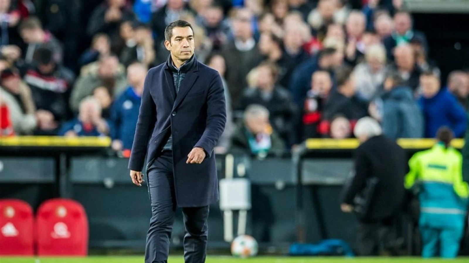 'Feyenoord en Van Bronckhorst lijken aan einde van het seizoen uit elkaar te gaan'
