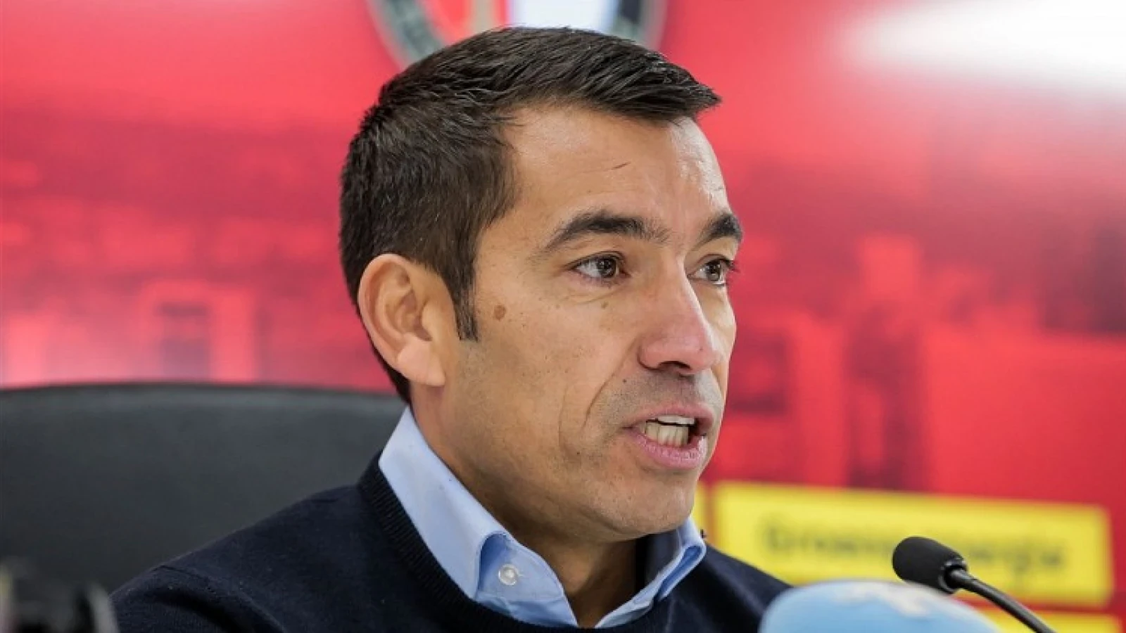 Van Bronckhorst: 'Het is een optelsom'