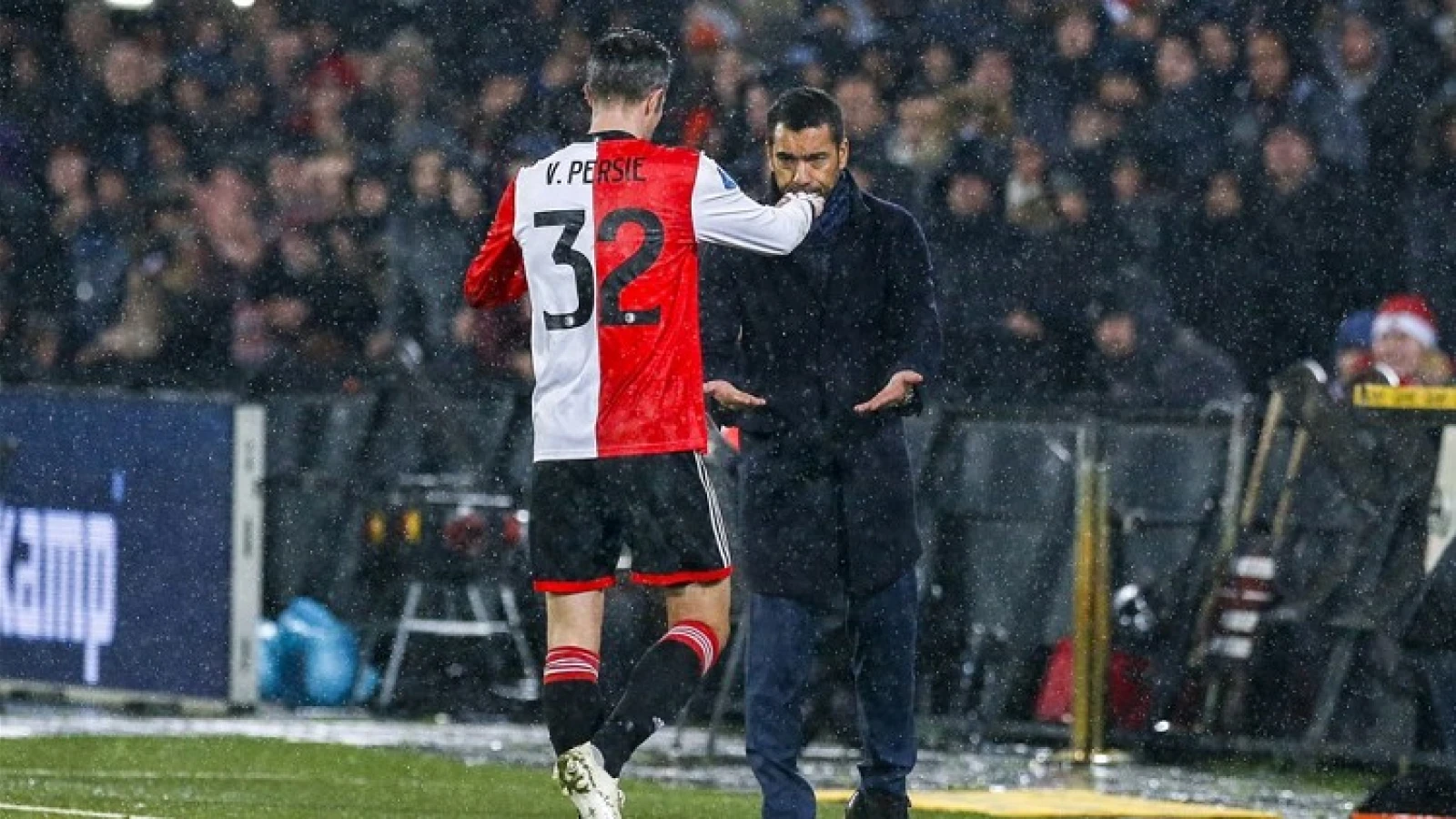 'Van Bronckhorst legt met tactisch plan criticasters het zwijgen op'