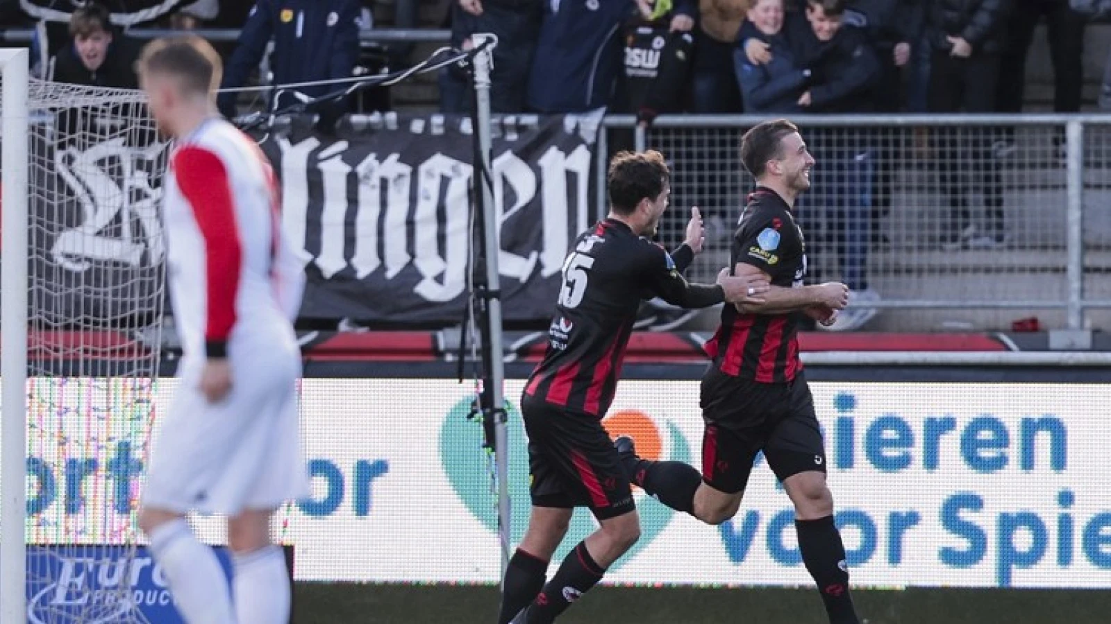 STAND | Feyenoord vergroot gat met plek twee na domper tegen Excelsior