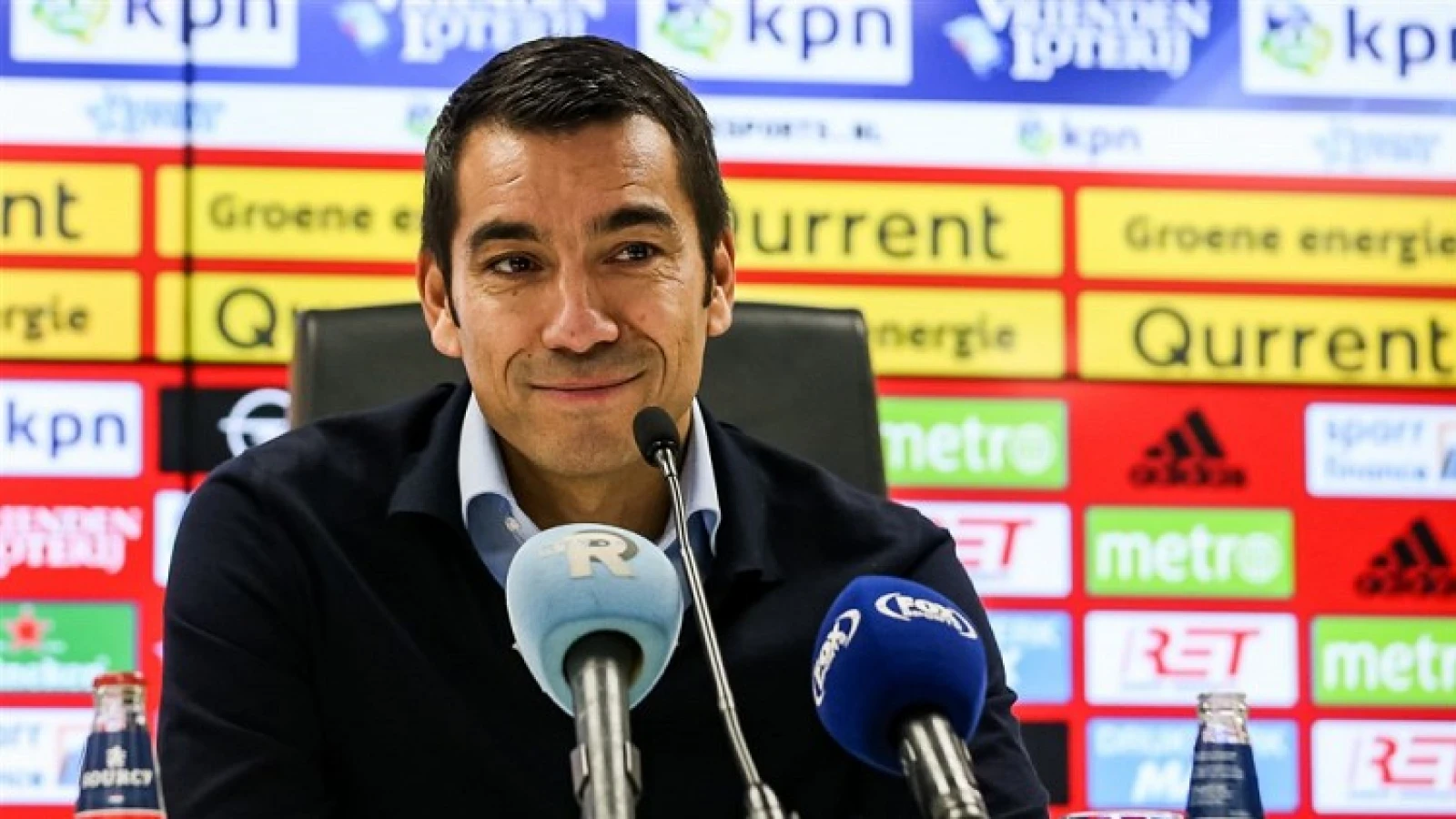 Van Bronckhorst : 'Een jaartje extra is geen optie'