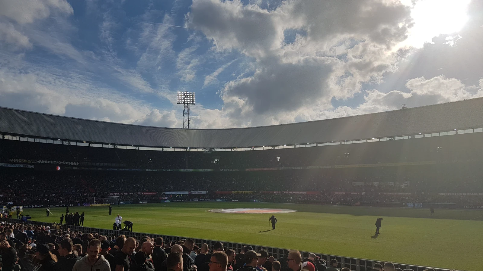 Bekerklassieker in uitverkochte Kuip