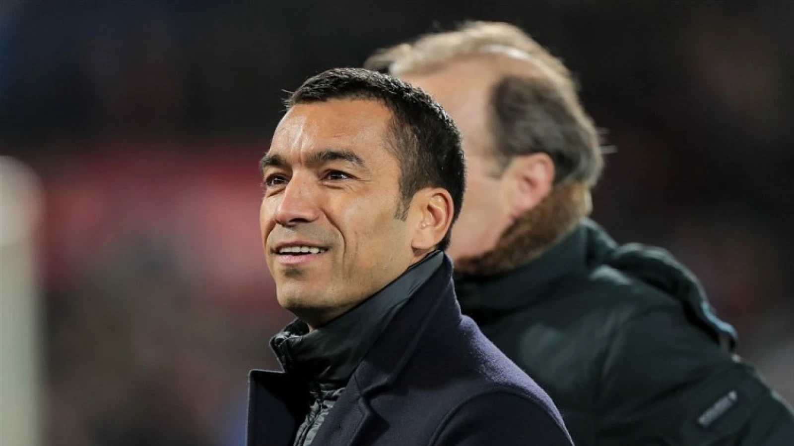 Van Bronckhorst: 'Natuurlijk heb je het er wel over, maar de basis voor resultaat is hoe je op het veld staat'