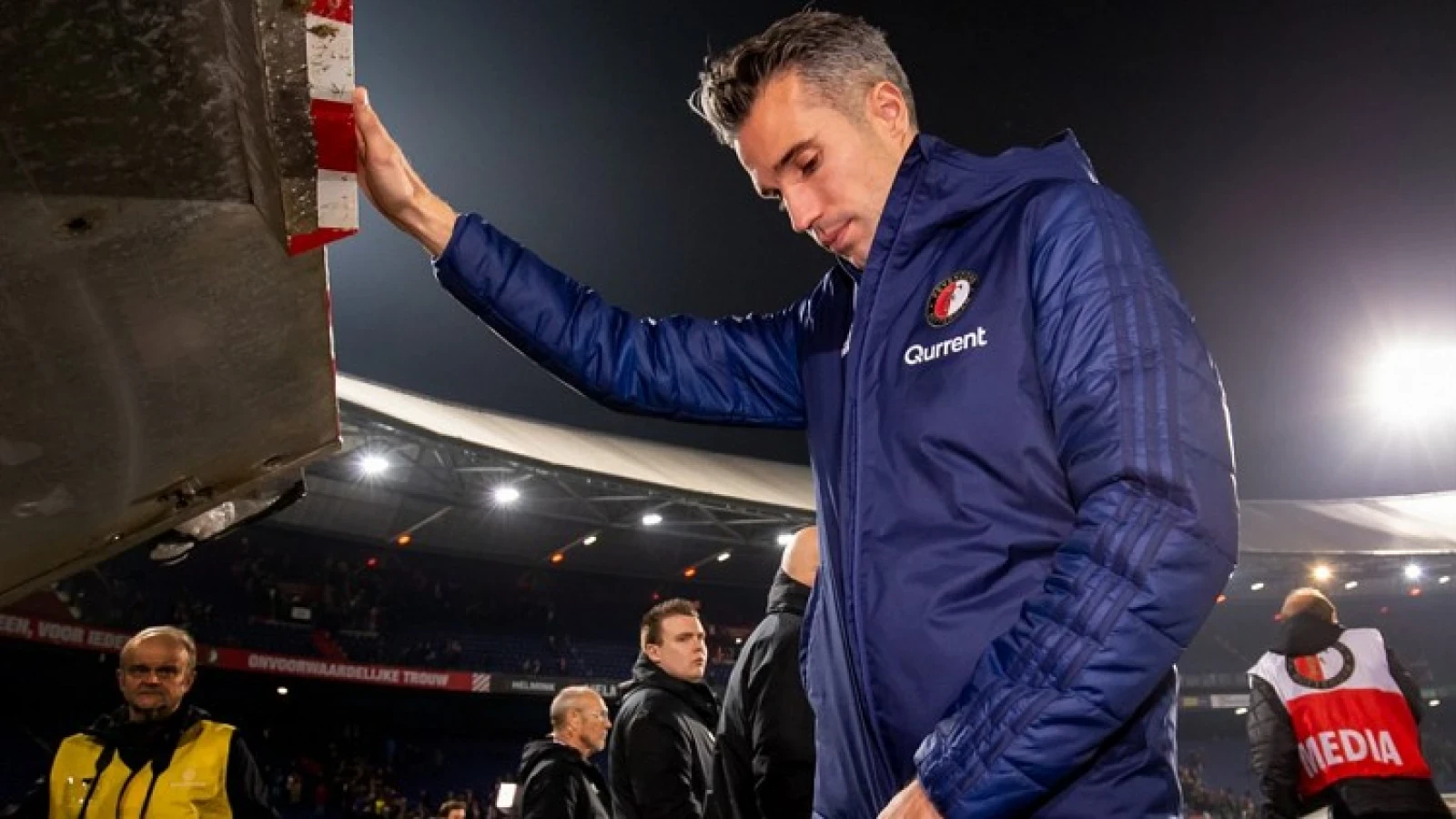 Van Persie neemt afscheid zonder prijs