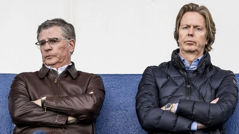 De Jong over nieuwe trainer: 'Het lukt ons om dat binnen de club te houden'