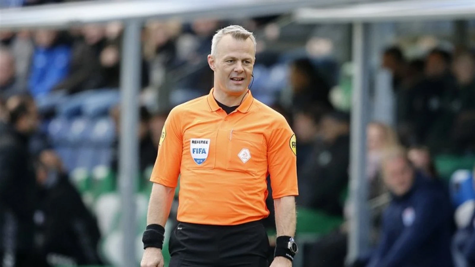 Björn Kuipers scheidsrechter tijdens Feyenoord - sc Heerenveen