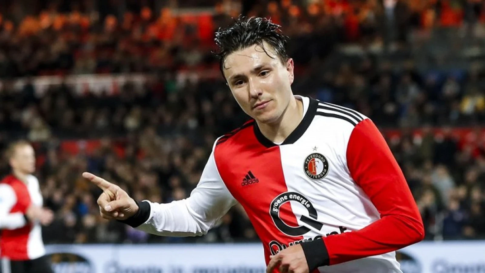 Feyenoord wint na spannende slotfase van Heracles Almelo