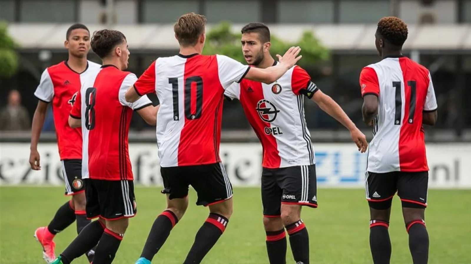 Jonge Feyenoord-talenten kijken vooruit: 'Het smaakt naar meer'