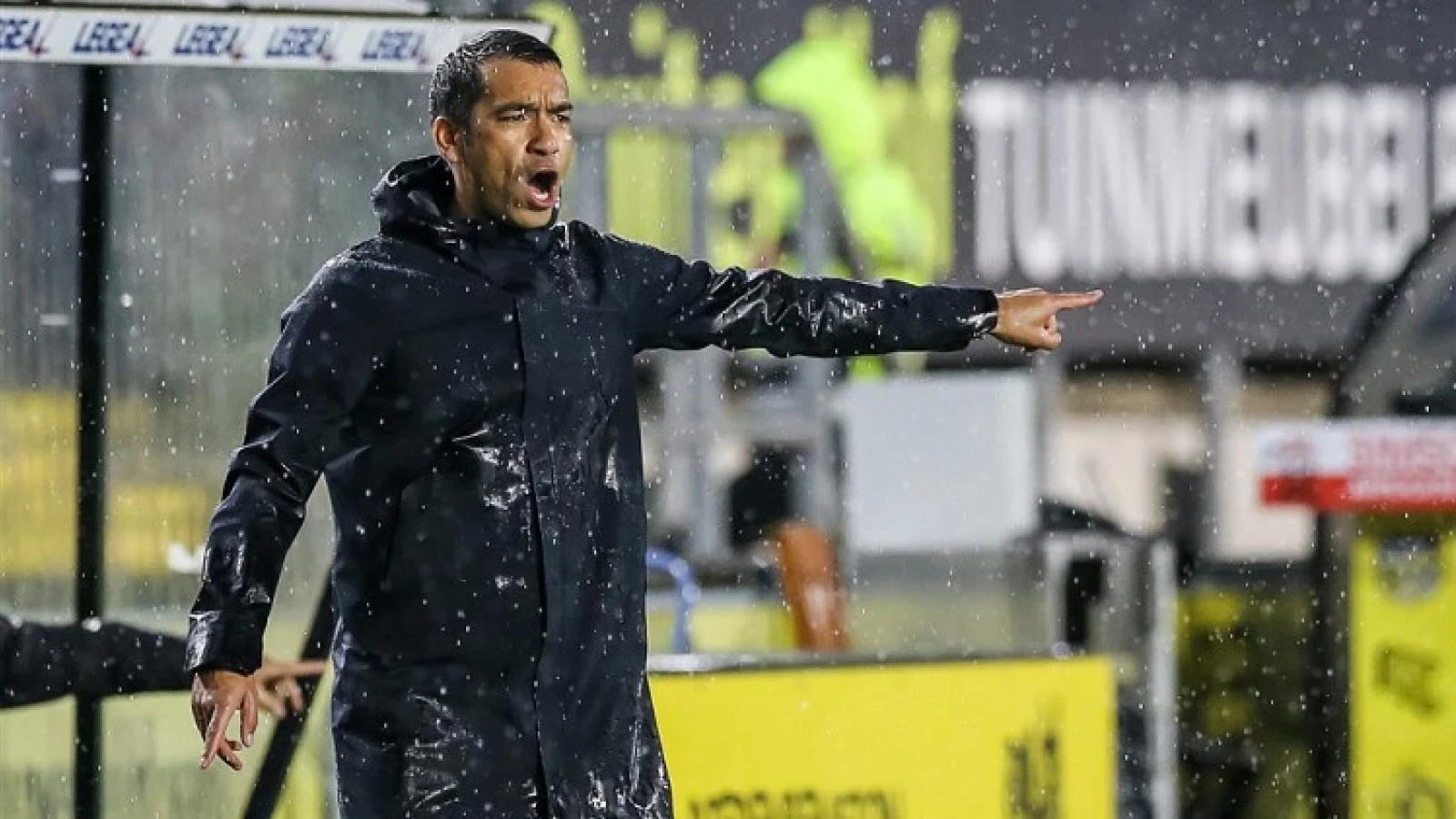 Van Bronckhorst: 'Die viel wat later dan we hadden verwacht'