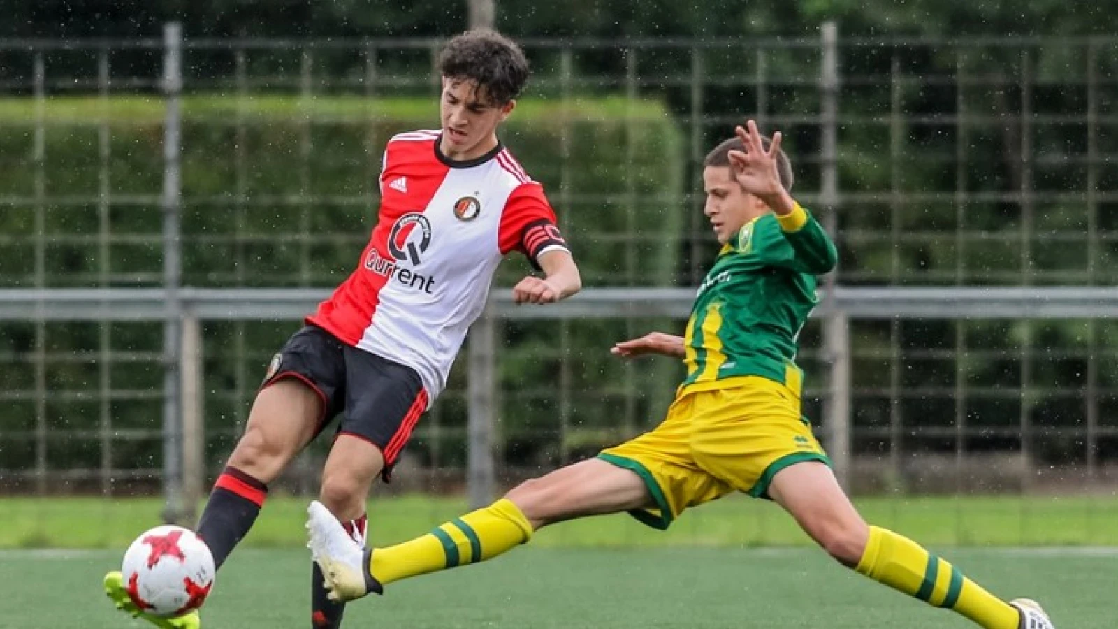 'Topscoorder Feyenoord onder 17 tekent deze week contract'