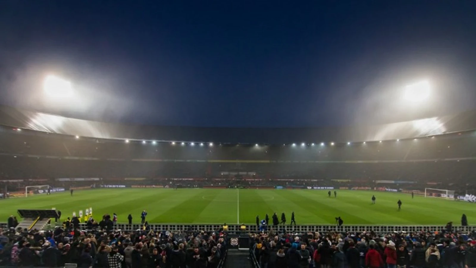 'Tweede Feyenoord-talent verruilt Rotterdam voor Ajax'