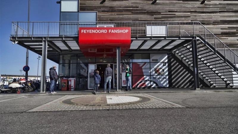 Feyenoord Fanshops dinsdag gesloten vanwege voorbereidingen lancering nieuw tenue