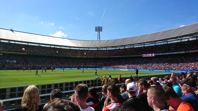 Grasmat van De Kuip voor zesde keer op rij verkozen tot beste grasmat van de Eredivisie