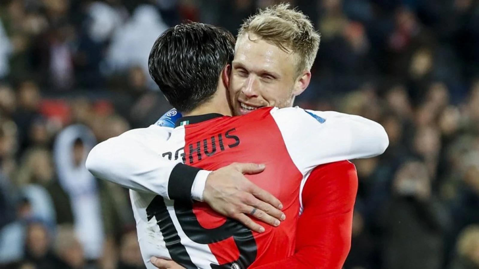 'Ik blijf bij Feyenoord en richt me volledig op volgend seizoen'
