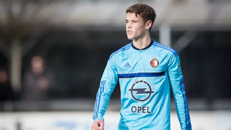 Eerste profcontract voor Twan van der Zeeuw bij Feyenoord