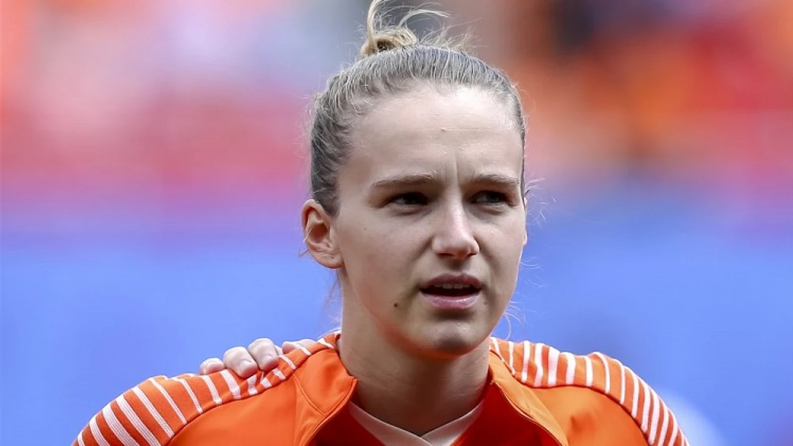 Miedema wil in voetsporen van Van Persie treden: 'Zou mooi zijn als ik m'n carrière afsluit bij Feyenoord'