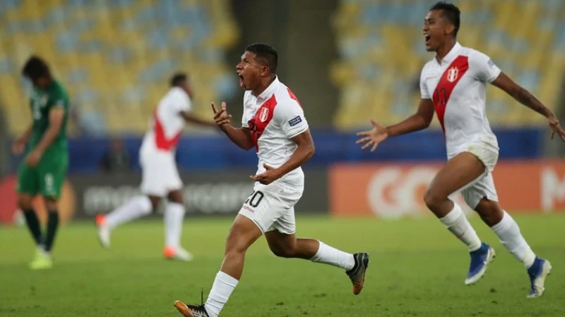 Tapia basisspeler bij winnend Peru