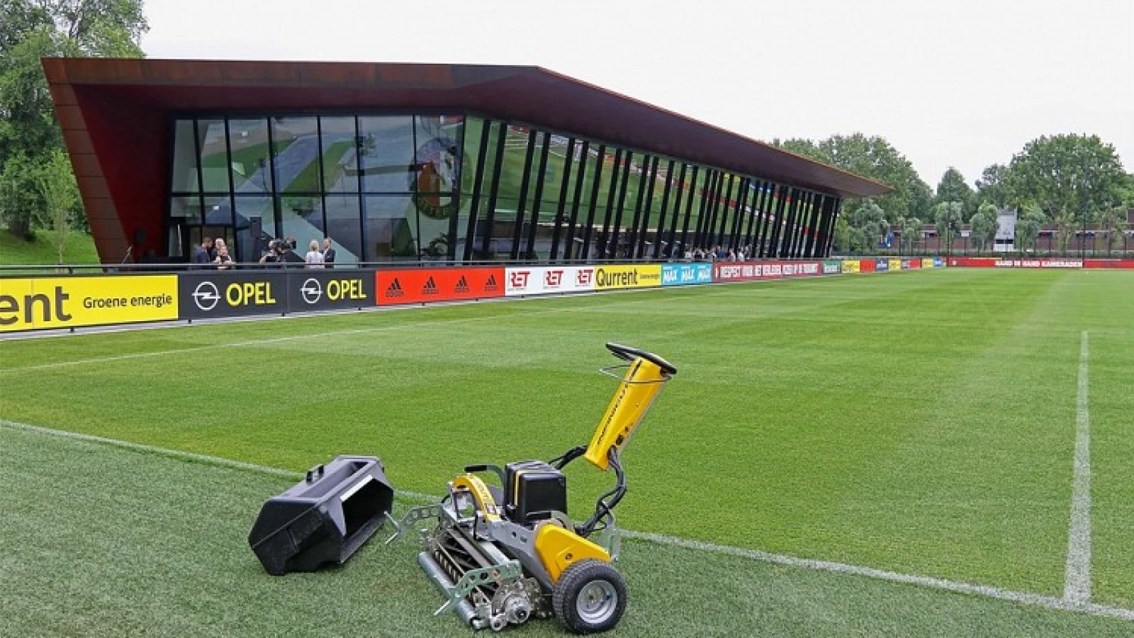 Eerste training | Geen genade voor Feyenoordspelers ondanks warmte