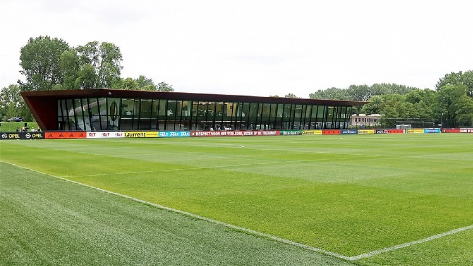 Feyenoord komt met informatie over trainingen aankomend seizoen