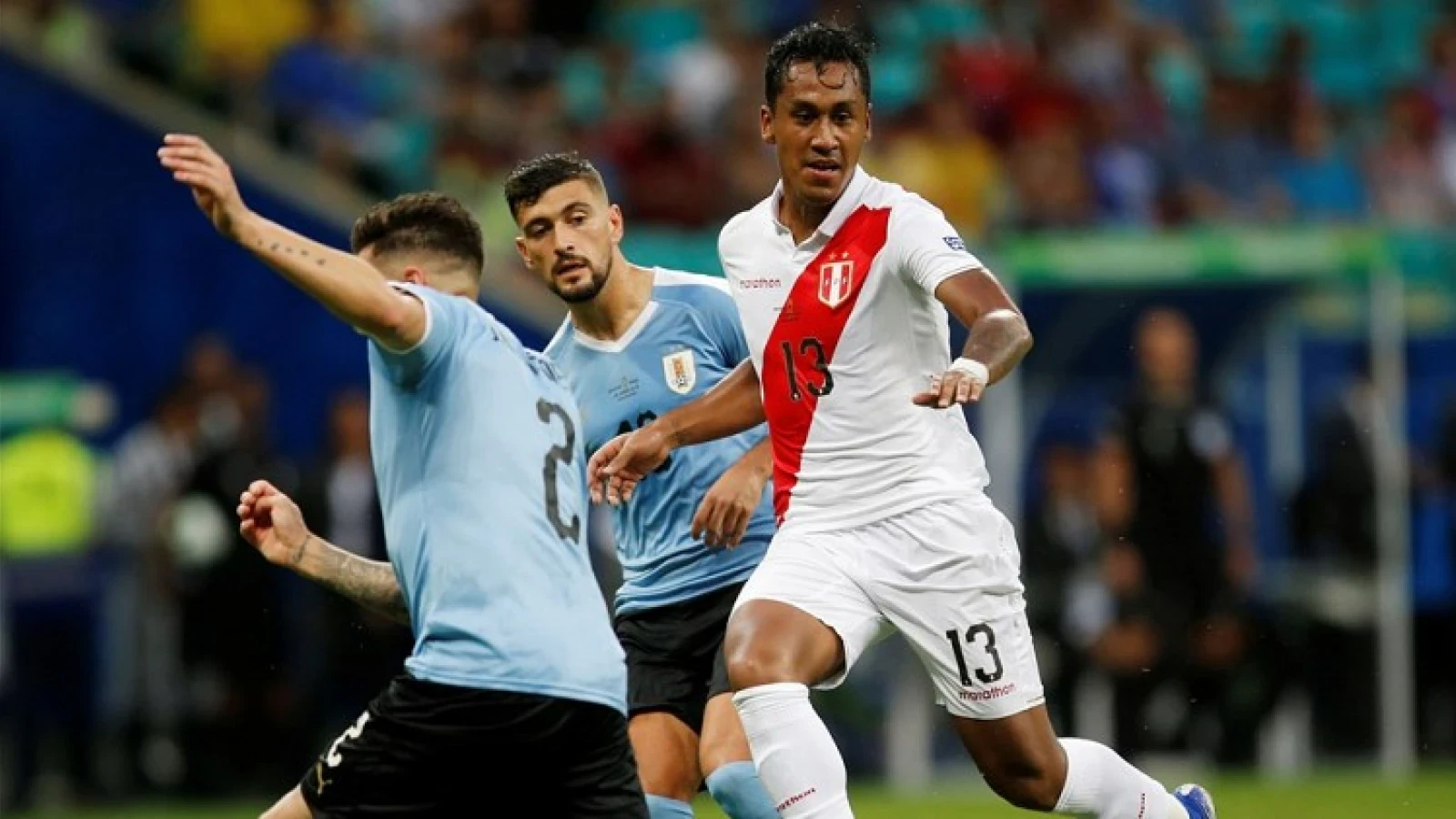 Tapia met Peru naar halve finale Copa América