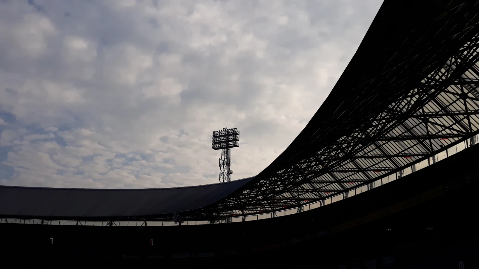 LIVE | Tegenstander van Feyenoord bekend