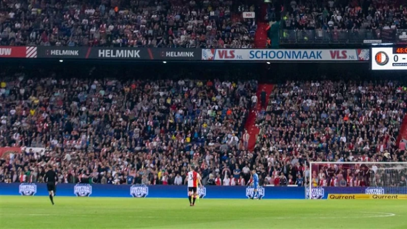 Feyenoord - Sparta Rotterdam: Gerard Meijer Tribune volledig uitverkocht