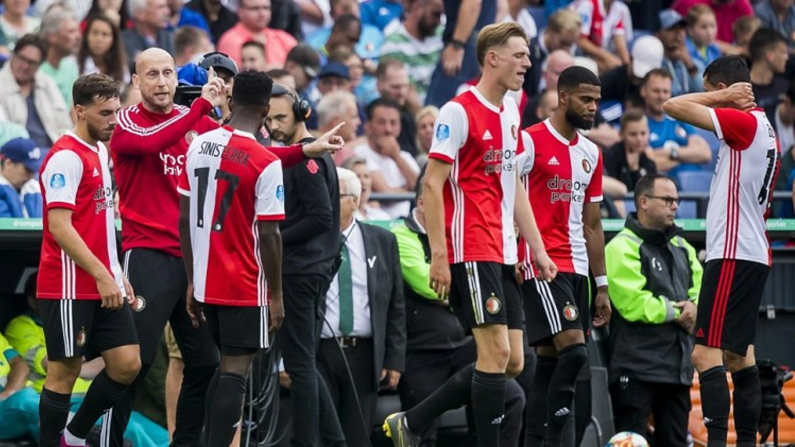 Zorgen om Feyenoord: 'Krijg je de tranen van in je ogen'