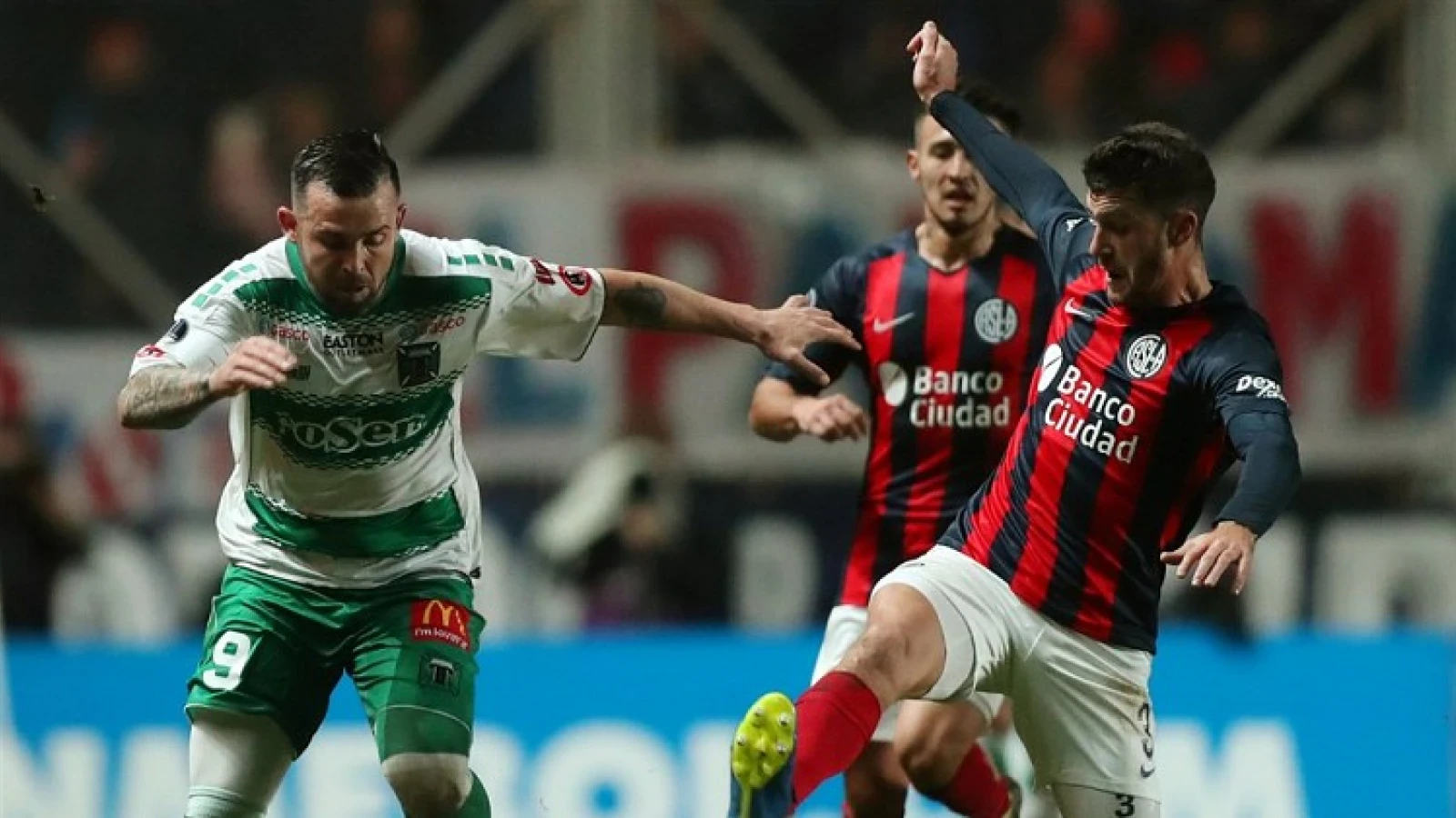 'Feyenoord krijgt niet 100% van transferrechten bij komst Senesi' 
