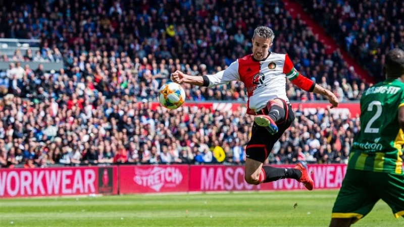 Van Persie duikt op op trainingsveld van zaterdag-derdeklasser