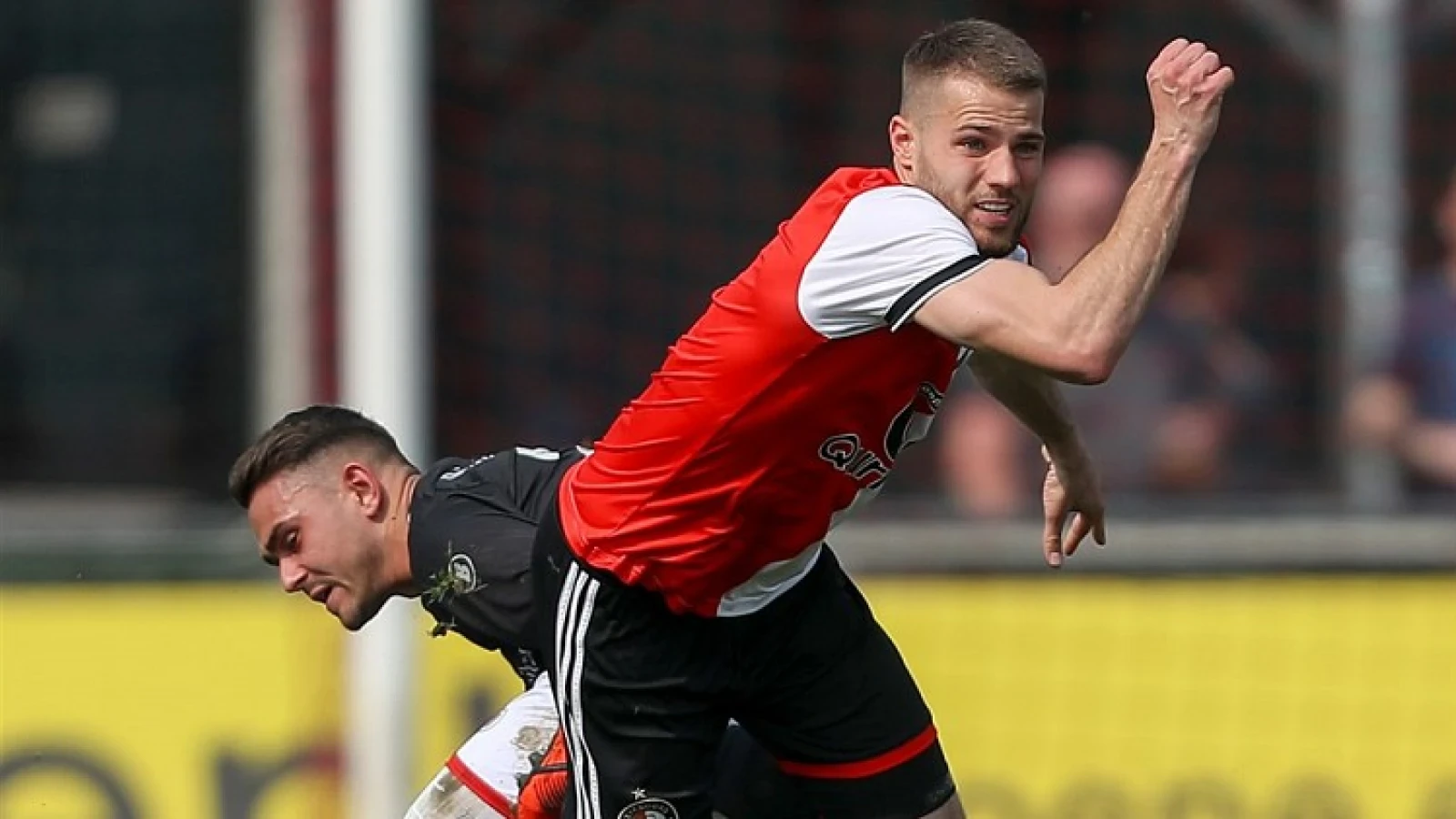 Jong Feyenoord en Jong SC Heerenveen spelen gelijk na spannende slotfase