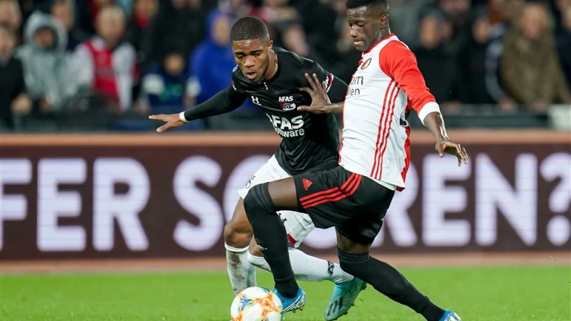 LIVE | Feyenoord - AZ 0-3 | Einde wedstrijd