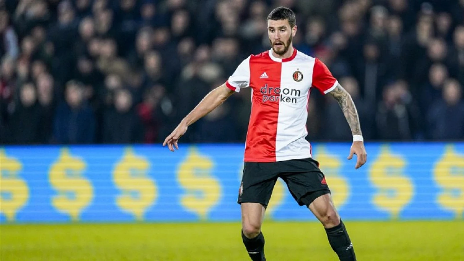 Marcos Senesi weer op trainingsveld Feyenoord