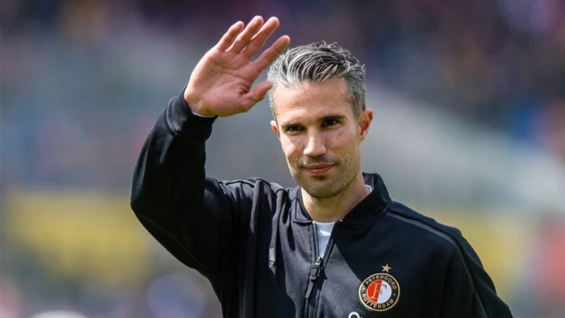 Van Persie: 'Het is niet mijn rol om ze te beoordelen en dat kan ik ook niet'