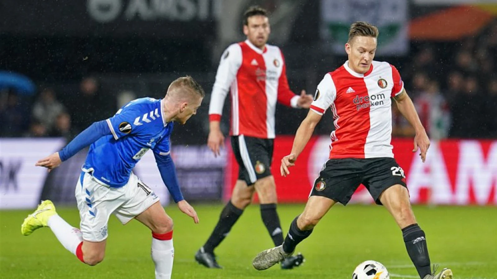 Strijdend Feyenoord komt niet verder dan een gelijkspel tegen Rangers FC